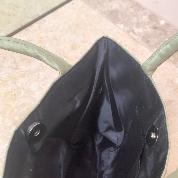 VINTAGE 90s silk mini purse ✨ - Picture 4 of 5